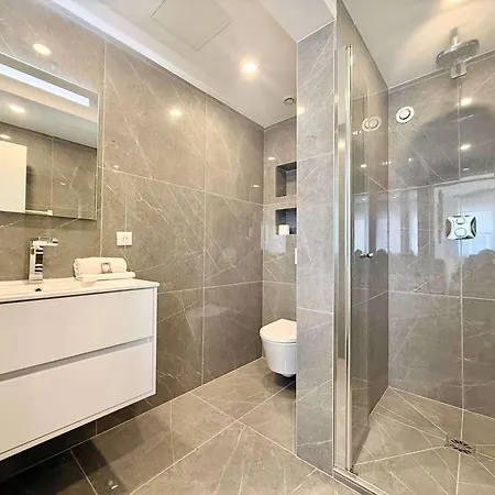דירה B044 Moderne Croisette 100m קאן